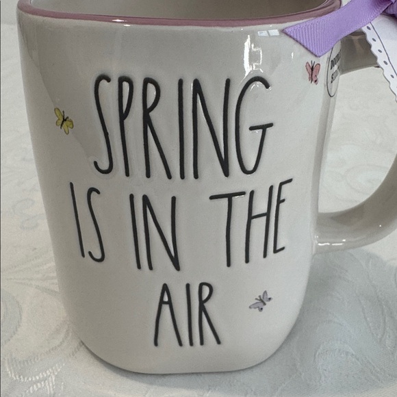 🐇 Rae Dunn Spring Mug - Picture 4 of 8